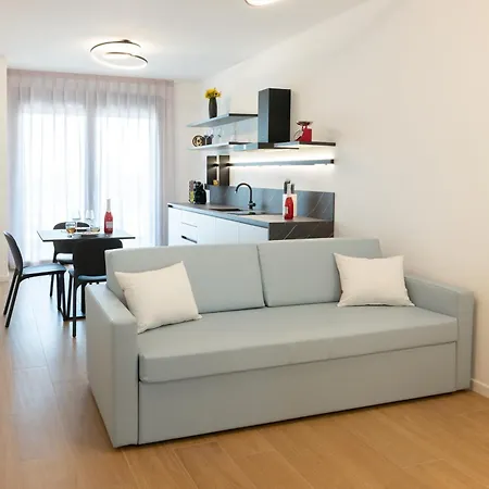Db Luxury Apart-hotel 4*