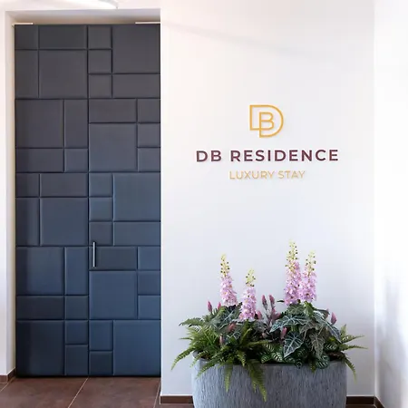 Db Luxury Apart-hotel 4*