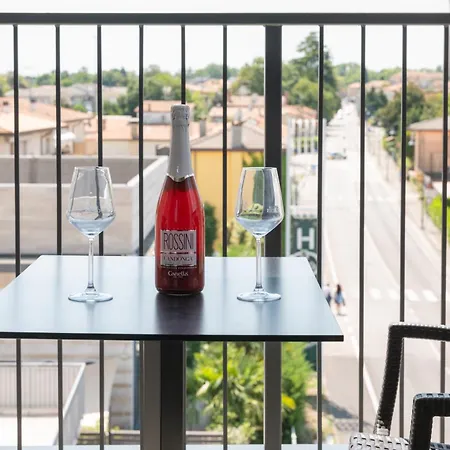 Db Luxury Apart-hotel 4*