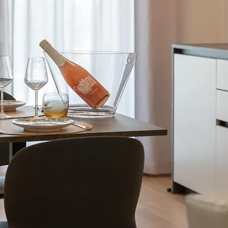 Db Luxury Апарт-отель